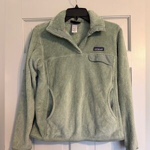 Patagonia Women's size small Re-roll snap T pullover in arctic mint